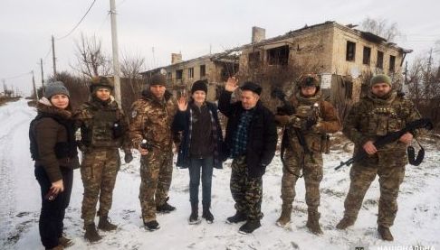 Герої евакуації: Як рятувальники вивели переселенців з-під обстрілів на Харківщині