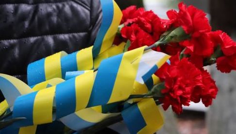 Зустрічають на Харківщині молодшого сержанта ТРО, який відзначив 64 роки