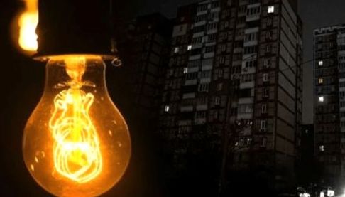 В Харкові введені аварійні відключення світла після ракетного удару по енергетичному об’єкту