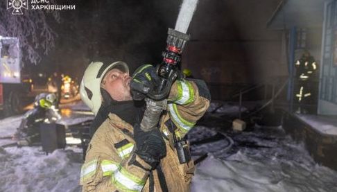 Пожежа у Харкові: загиблося життя, але багато людей збережено