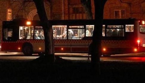 Харків впроваджує додаткові автобусні маршрути через проблеми електротранспорту