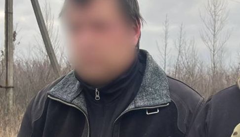 В Харкові чоловік намагався заплатити за зняття з розшуку ТЦК