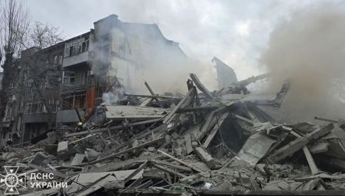 Руйнування в Харкові: Як відновлюють зруйновані будівлі та втрати серед мирних мешканців