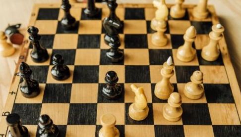 Харківський шахіст Антон Коробов здобув перемогу на міжнародному турнірі в Чехії
