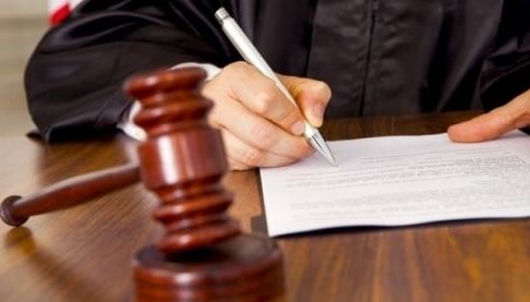 Харківський адвокат засуджений за спробу підкупити прокурора