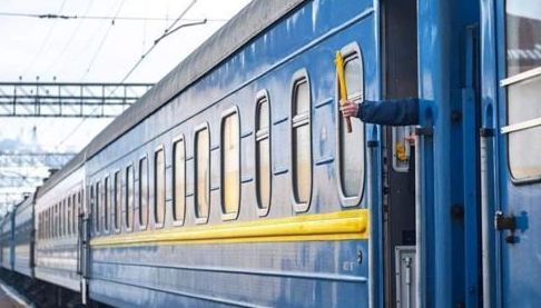 Збитки від негоди: Укрзалізниця оголосила про затримки поїздів до Харкова