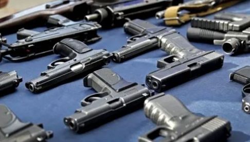Збільшення обсягів незаконної торгівлі зброєю на Харківщині: поліція виявила 78 операцій