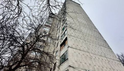 Відбудова житлового будинку в Харкові: фахівці працюють над відновленням після обстрілів