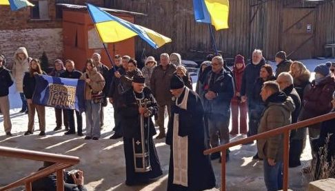 Вшанування пам’яті жертв теракту біля Палацу Спорту в Харкові