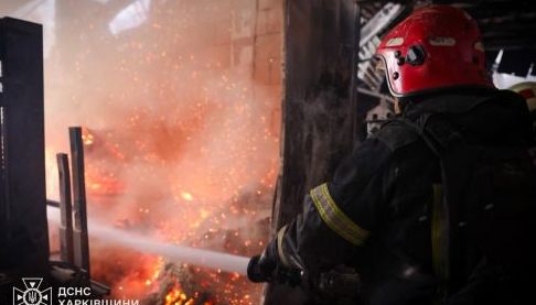 Внаслідок російського обстрілу в Харковані виявлено тіла та продовжуються пошукові роботи