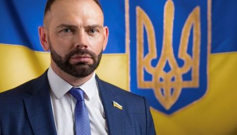 Харківська міська рада схвалила надбавку для мера за знання іноземної мови