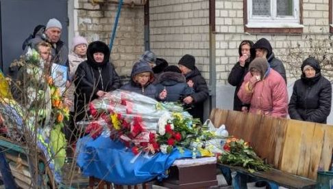 Спільноти Харківщини в скорботі: В останню путь воїна “Фінчера”