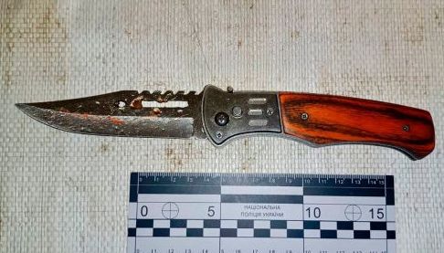 На Харківщині затримали чоловіка за тяжке ножове поранення