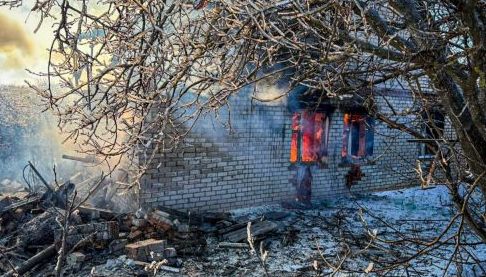 Пожежа в Великому Бурлуці: Російський БПЛА спричинив загорання житлового будинку