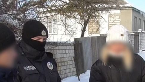 В Чугуївському районі затримали чоловіка, який обкрадав приватні будинки