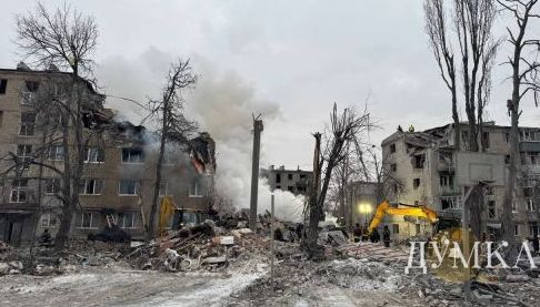 Внаслідок обстрілу Харкова пошкоджено житлові будинки та заклад освіти