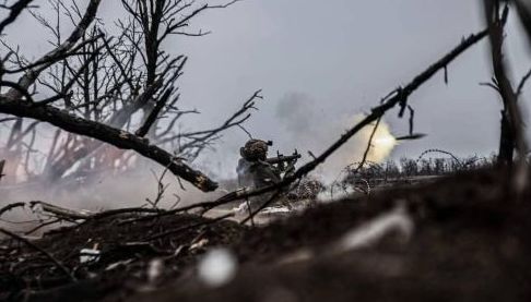 Ситуація на Східному фронті: Відсутність наступальних угруповань