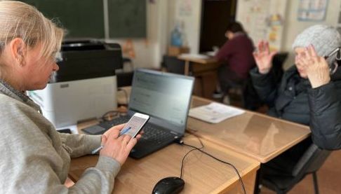 Мобільний ЦНАП у Харкові для постраждалих від обстрілів