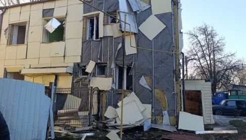 Внаслідок російського обстрілу на Харківщині пошкоджені сільрада та суд