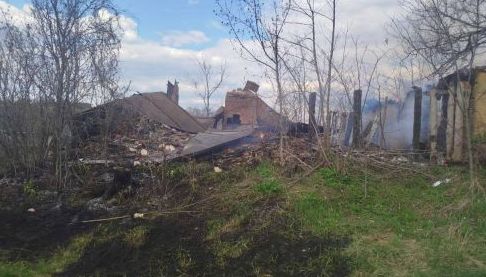 Знищення приватного будинку в Карасівці на Харківщині