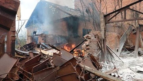 Атака на Харківщині: наслідки обстрілу цегляного заводу та автомобіля