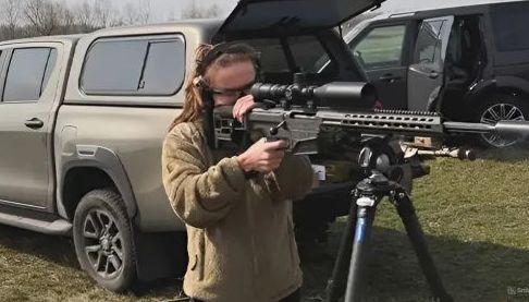 Еліна Світоліна: Тренування зі стрільби на полігоні