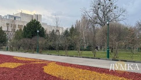 Реставрація стел кінофестивалю “Харківський бузок”