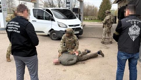 У Харкові затримали полковника за вимагання хабаря