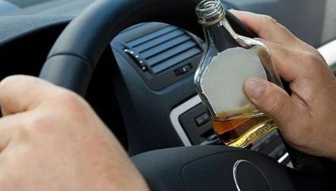 Неправомірна пропозиція водія патрульним у Харкові