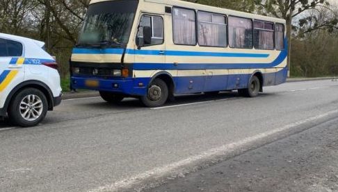 Трагічна ДТП на Харківщині: автобус збив пішохода