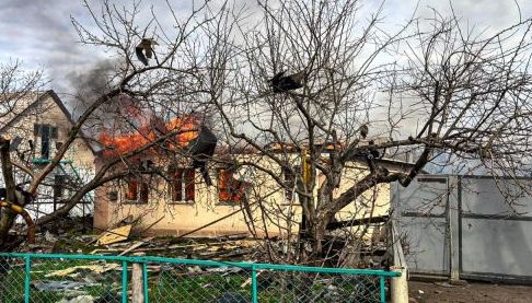 Внаслідок російського обстрілу зруйновано будинок у Великому Бурлуці