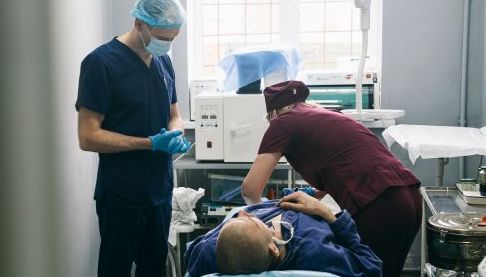 Виживання на передовій: історія Сергія з обмороженими ногами