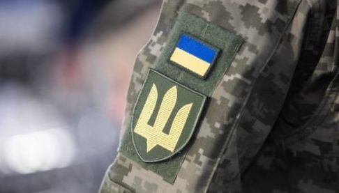 Шахрайство в Харкові: чоловік обманув власницю салону краси