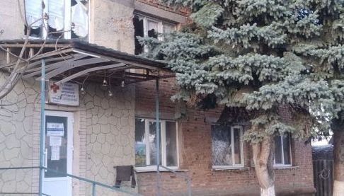 Атака на медичну амбулаторію в Слатиному