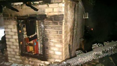 Помста через вогонь: п’яний чоловік підпалив господарські будівлі на Харківщині