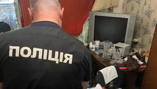 У Харкові поліція вилучила у чоловіка понад 100 грамів амфетаміну та інші заборонені речовини