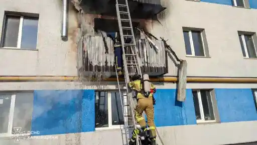 Наслідки ворожої атаки дроном у Старому Салтові