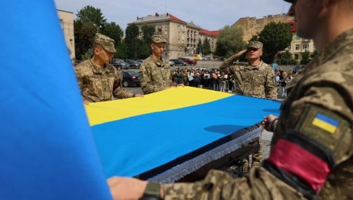 Лозівська громада вшановує пам’ять загиблого снайпера Руслана Бережного