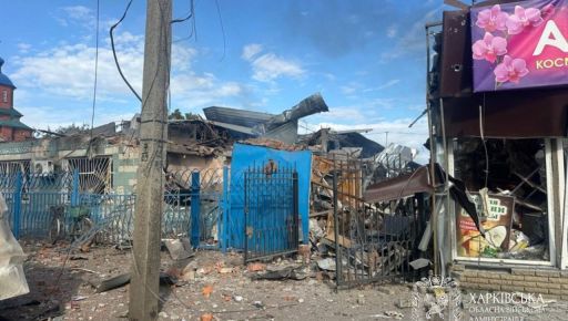 Наслідки російського обстрілу ринку в Лозовій: кількість постраждалих зросла