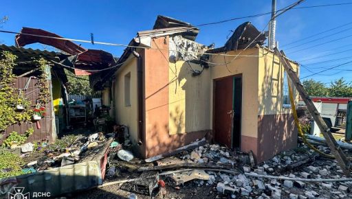Наслідки ворожого удару: FPV-дрон атакував будинок на Харківщині
